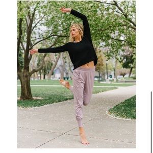 Zyia jogger in a bottle 2